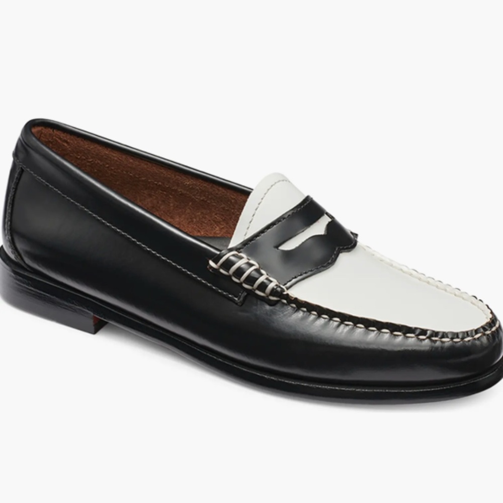 NWOT G.H. BASS & CO Leather Loafer - BLACK & WHITE